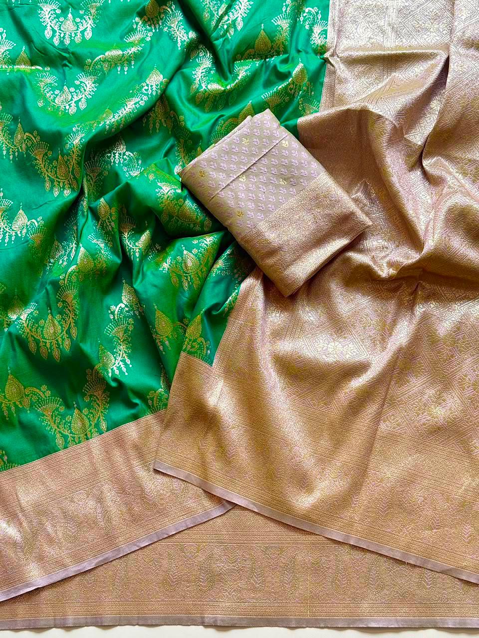 Royal Jacquard Silk Saree 👑